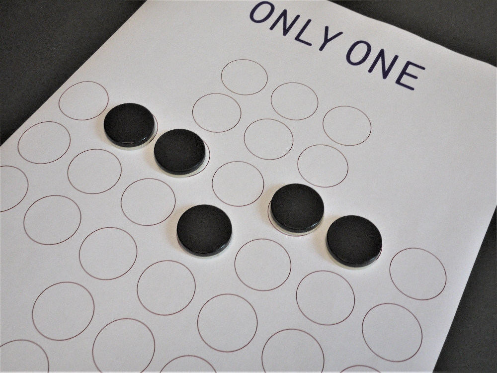 オセロ用のシートを使う